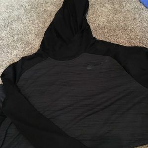 Men’s Nike large dri-fit thin hooded long sleeve